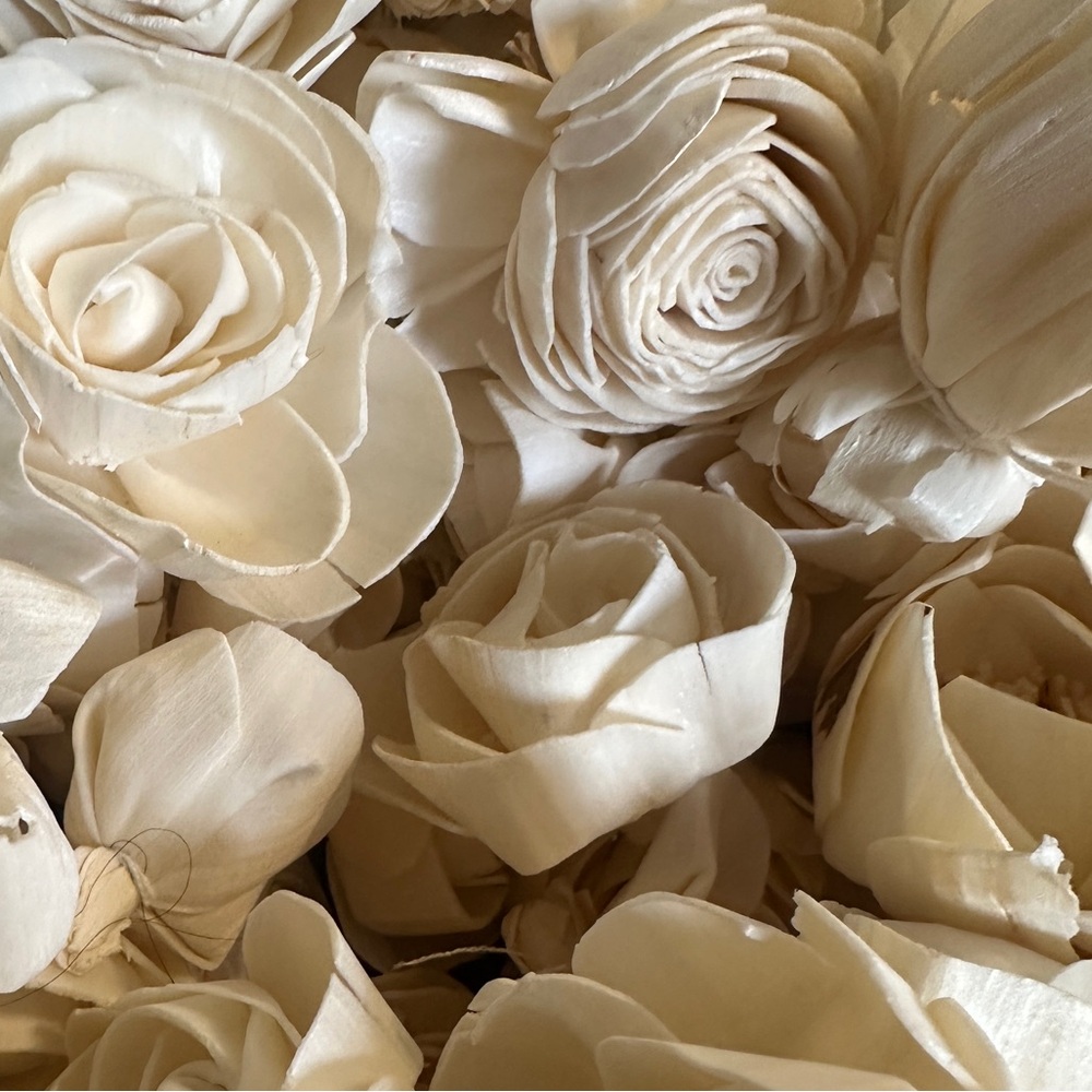 Wood Sola Flowers - assorted bag of 25 for weddings crafts wreaths - Picture 4 of 12